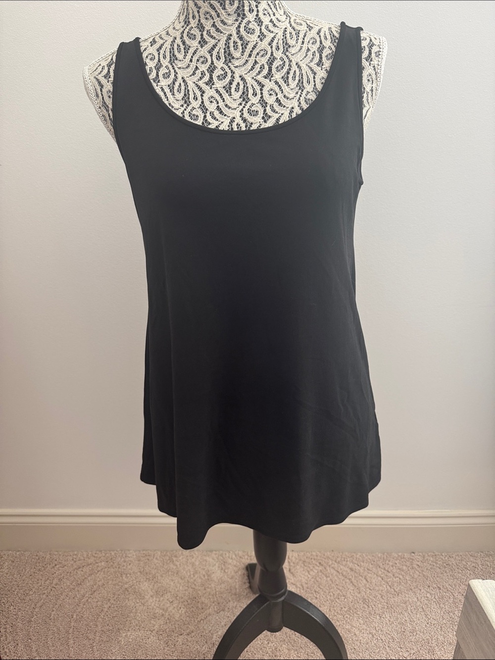 Eileen Fisher Black Scoop Neck Tank